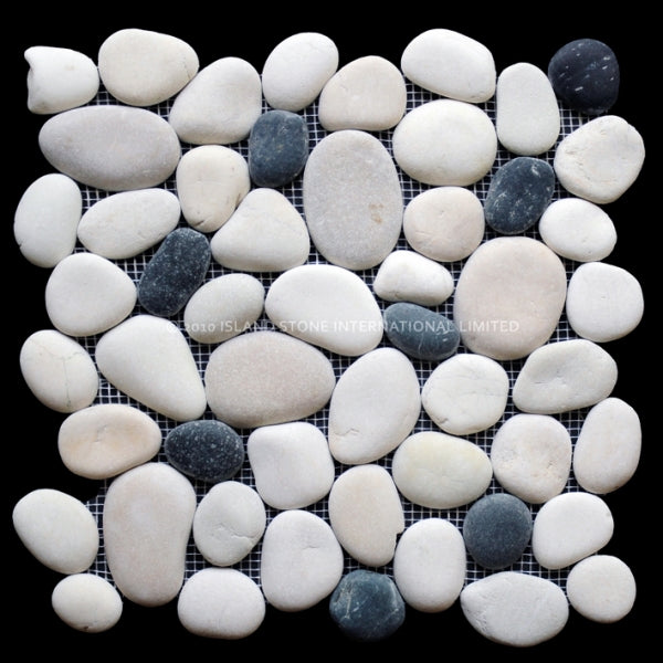 Color: Poppy Seed Blend
