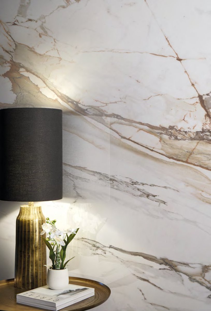 Macchia Vecchia Bookmatch