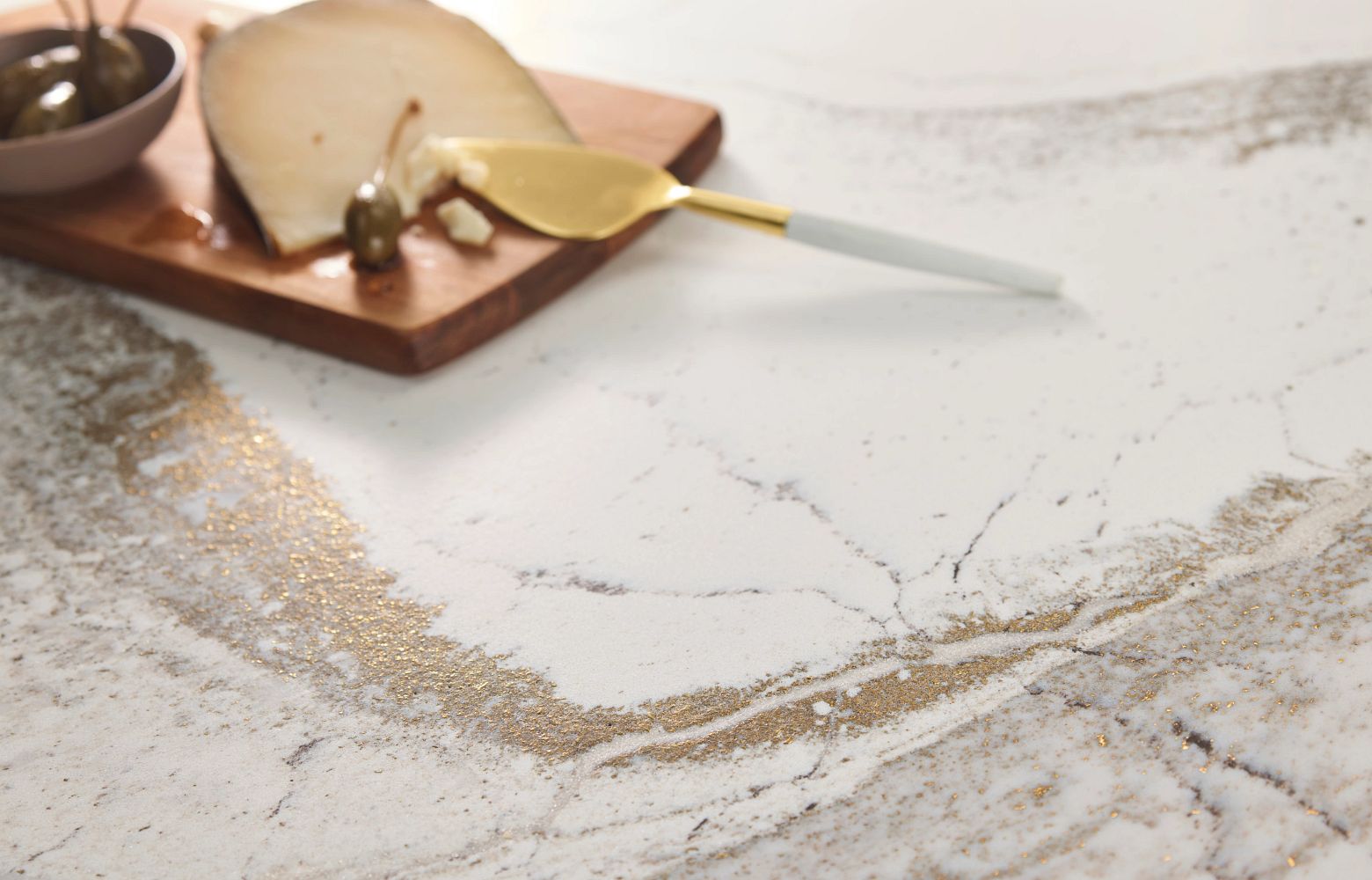 (NEW) Windsor Brass Satin Ridge