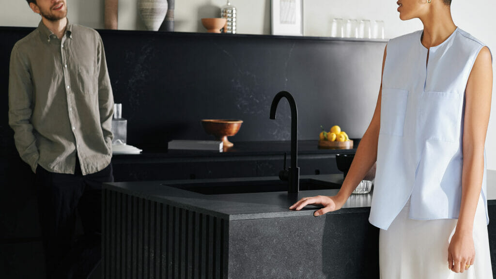 Black Tempal 5810